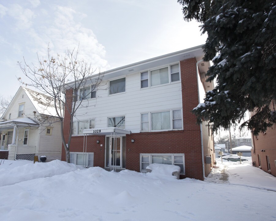 1029 C St in Lincoln, NE - Foto de edificio