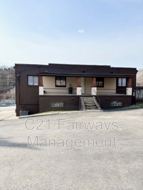 property at 10261 Center Hwy