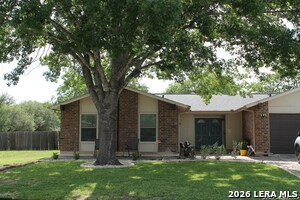 9135 Braswell St in San Antonio, TX - Building Photo
