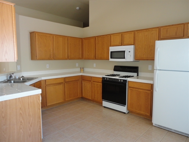 265 Datura St in Henderson, NV - Building Photo - Building Photo