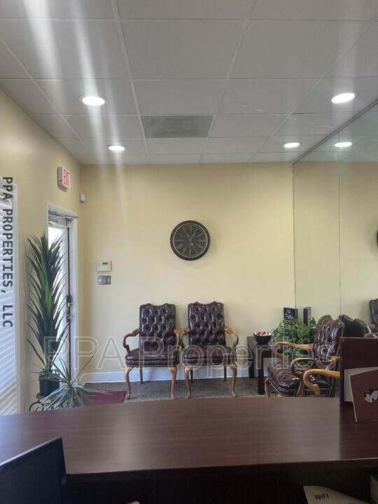 3717 University Dr in Durham, NC - Building Photo