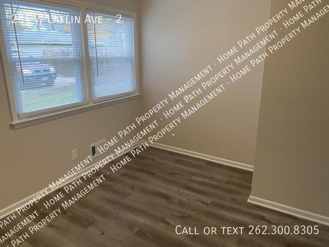 234 W Laflin Ave in Waukesha, WI - Building Photo - Building Photo