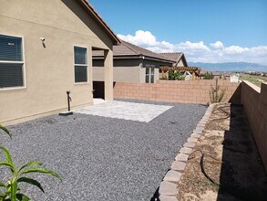 642 Turmalina Dr SE in Rio Rancho, NM - Building Photo - Building Photo