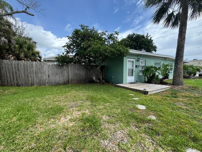 property at 405 Upper 8th Avenue South