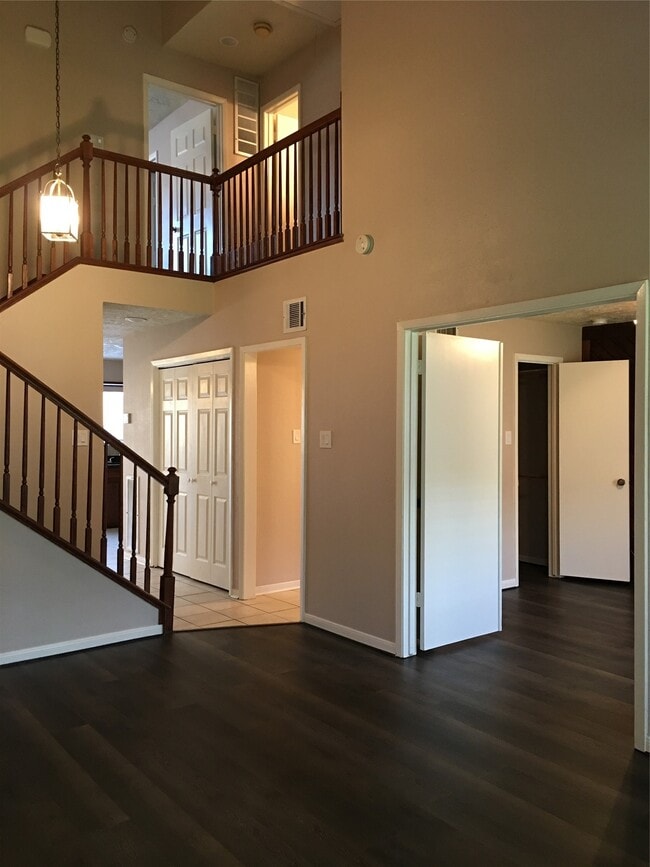 3010 Beecave Dr in Missouri City, TX - Building Photo - Building Photo