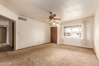 1125 E 11th St in Casa Grande, AZ - Foto de edificio - Building Photo