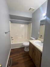 1057 S Lexington Ave in Springfield, MO - Building Photo - Building Photo