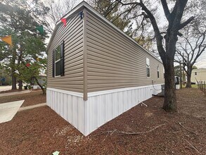 127 Peggy St in Conroe, TX - Building Photo - Building Photo