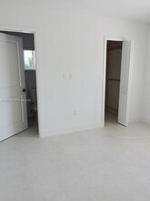 3323 SW 87th Pl in Miami, FL - Building Photo - Building Photo