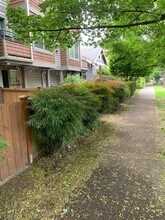 443 NE Ravenna Blvd in Seattle, WA - Building Photo - Building Photo