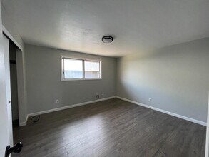 577 N Laurel St in Ashland, OR - Building Photo - Building Photo