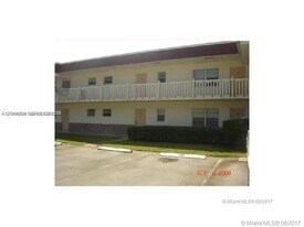 4163 SW 67th Ave in Davie, FL - Building Photo
