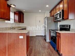 10728 Sandy Ct in Independence, KY - Foto de edificio - Building Photo