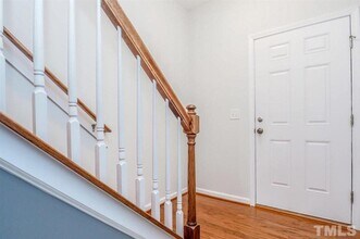 868 Queen City Cres in Apex, NC - Building Photo - Building Photo