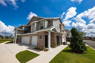 The Enclave in Panama City, FL - Building Photo