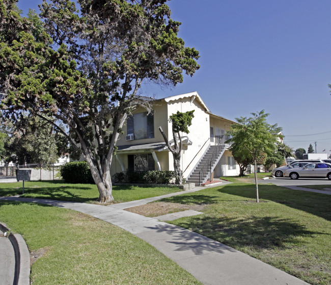 12602 Shelley Dr in Garden Grove, CA - Building Photo - Building Photo