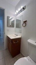 9986 Nob Hill Ln in Sunrise, FL - Building Photo - Building Photo