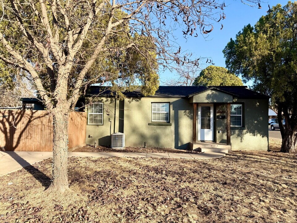 3607 Gary Ave in Lubbock, TX - Foto de edificio