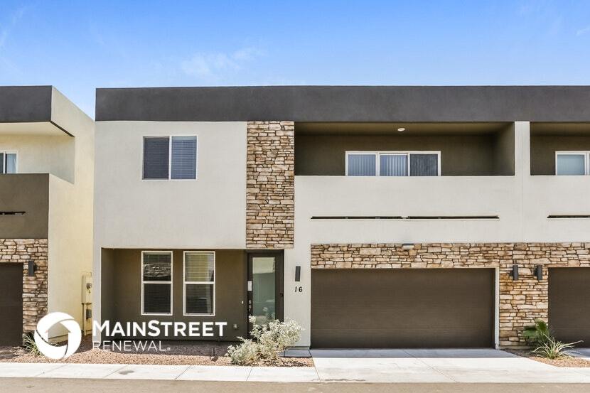 2000 N 36th St in Phoenix, AZ - Building Photo