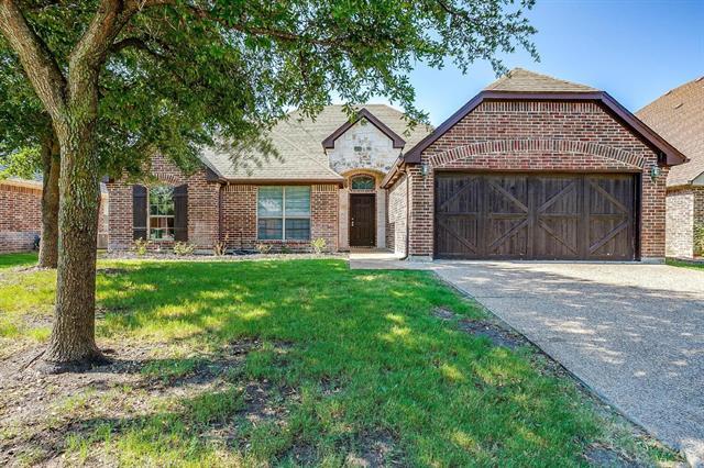 121 Muirfield Dr in Willow Park, TX - Foto de edificio