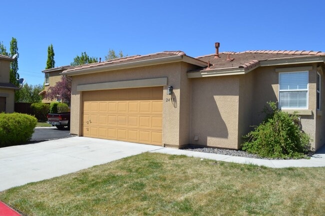 2495 Napoli Dr in Sparks, NV - Building Photo - Building Photo