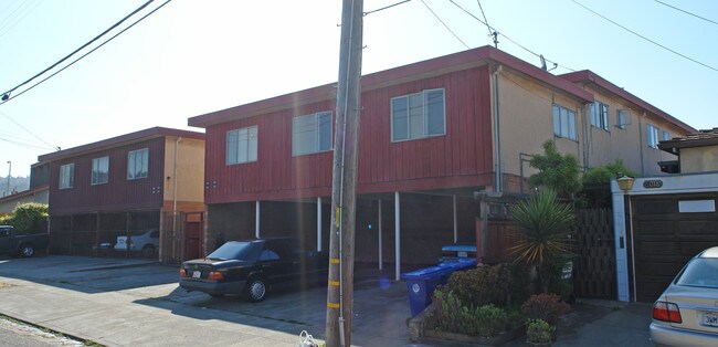 6026 El Dorado St in El Cerrito, CA - Foto de edificio - Building Photo