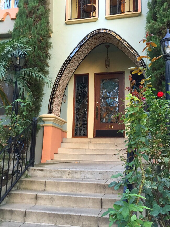 415 N Sycamore Ave in Los Angeles, CA - Building Photo - Building Photo