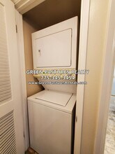 542 Nichols Blvd in Sparks, NV - Building Photo - Building Photo