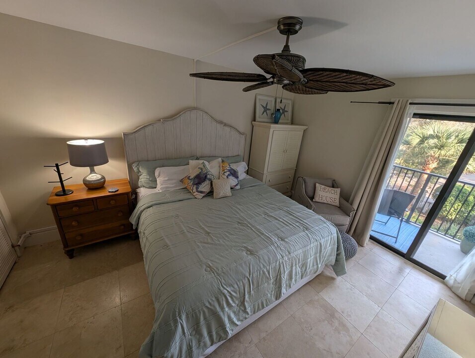 34 S Forest Beach Dr-Unit -Unit 3 in Hilton Head Island, SC - Building Photo