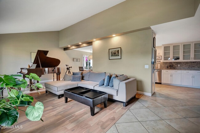 2207 Rusticpark Ct in Thousand Oaks, CA - Building Photo - Building Photo