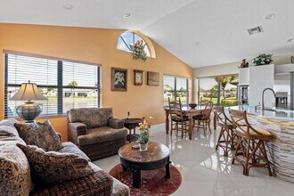 7211 Sweet Bay Ct in Boynton Beach, FL - Building Photo - Building Photo