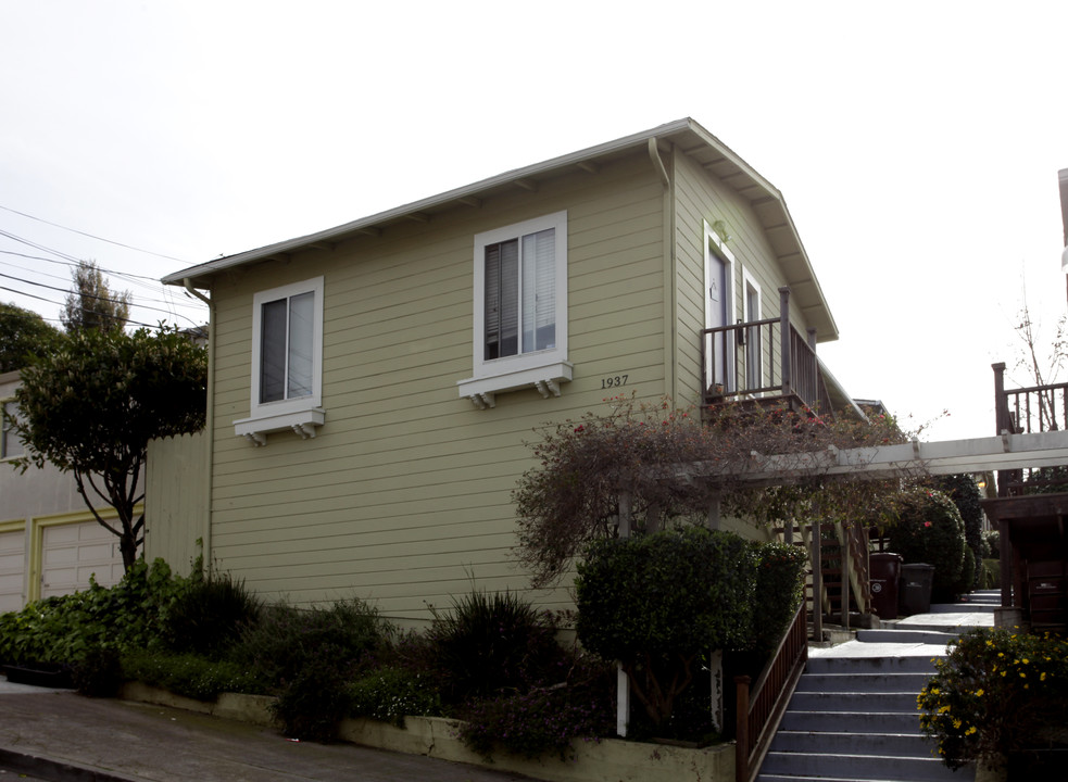 1929-1937 E 29th St in Oakland, CA - Building Photo