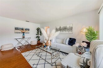 7026 Schroll St in Lakewood, CA - Building Photo - Building Photo