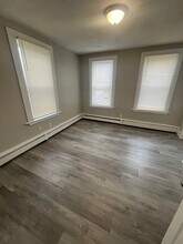 373-373 Central St in Springfield, MA - Building Photo - Building Photo