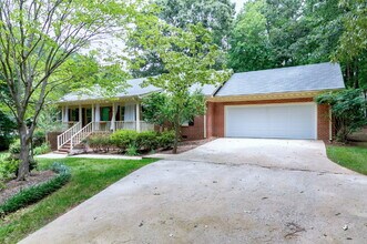 6208 Bent Fork Cir in Raleigh, NC - Building Photo - Building Photo