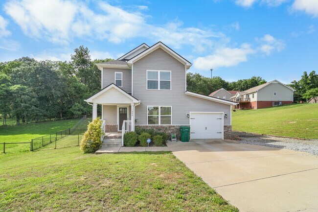 1380 Todd Phillips Ct in Clarksville, TN - Building Photo - Building Photo