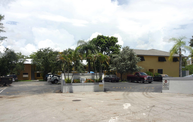 Harbor Cove in Fort Lauderdale, FL - Foto de edificio - Building Photo