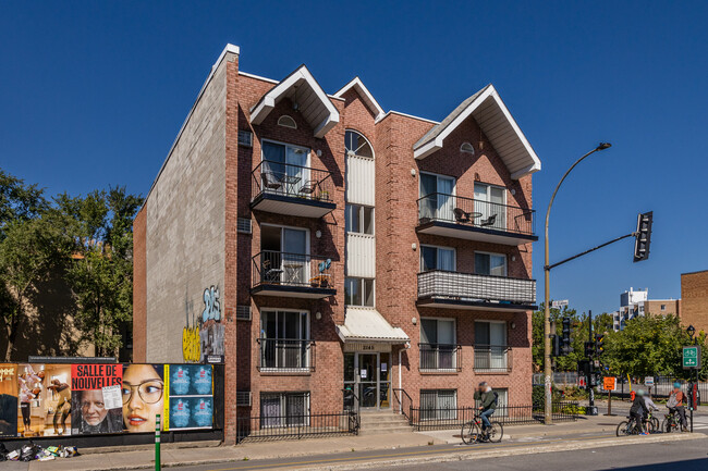 2145 Rachel E in Montréal, QC - Building Photo - Building Photo