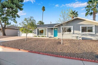7410 E Edgemont Ave in Scottsdale, AZ - Building Photo - Building Photo