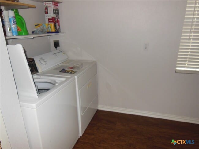 property at 824 W Mill St