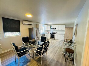 2205 Roosevelt St in Hollywood, FL - Building Photo - Building Photo