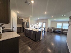 616 Chuck Wagon Dr in Royse City, TX - Building Photo - Building Photo