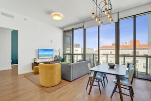 1220 17th St, Unit SI FL5-ID1504076P in Miami Beach, FL - Building Photo