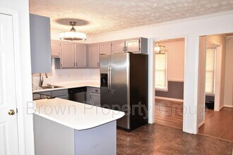 6405 Rolling Meadows Ln in Fayetteville, NC - Building Photo - Building Photo