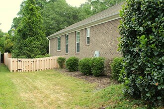 215 Kelly Rd in Pinehurst, NC - Building Photo - Building Photo