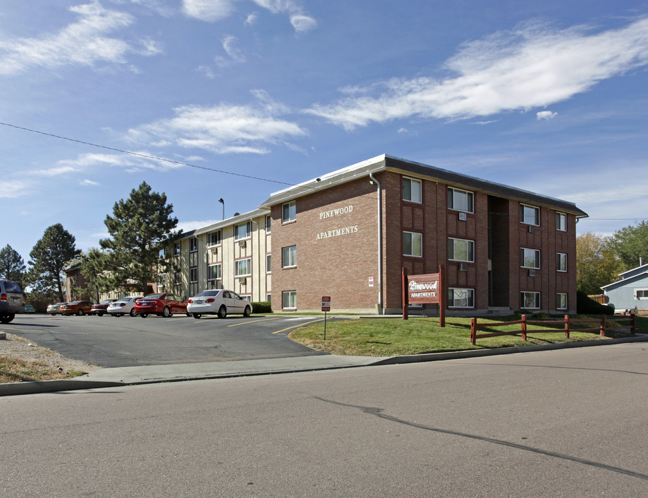 Pinewood Apartments Photo