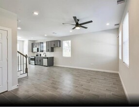 5544 Shreveport Blvd in Houston, TX - Building Photo - Building Photo
