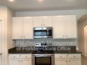 4950 NE 15th Pl in Ocala, FL - Building Photo - Building Photo