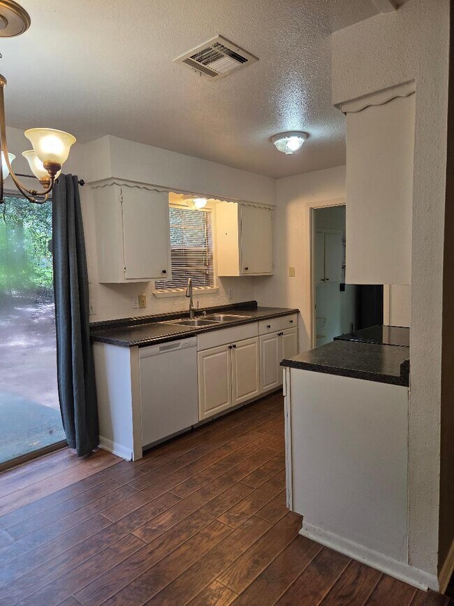 property at 2907 Teas Nursery Rd