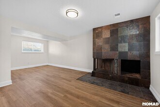 406 S Uvalda St in Aurora, CO - Foto de edificio - Building Photo